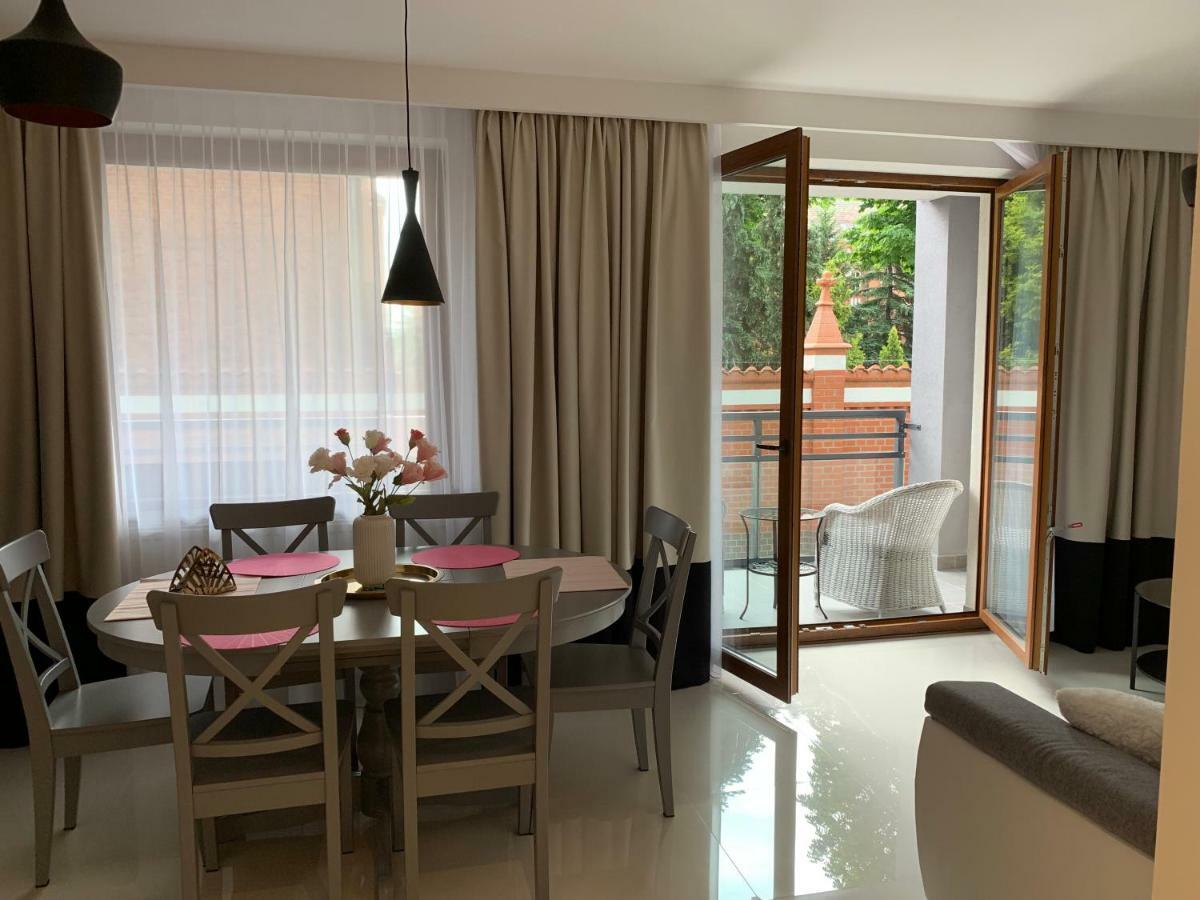 Apartamento Apartament Zacisze Rose Gold Malbork Exterior foto